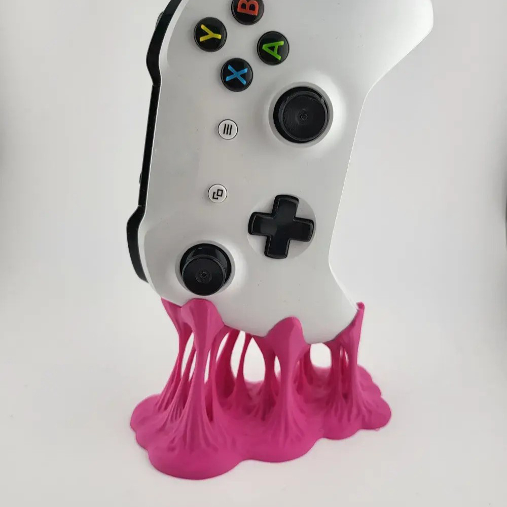 3D Printing Xbox Controller Holder - Organizador de escritorio estilo chicle impreso